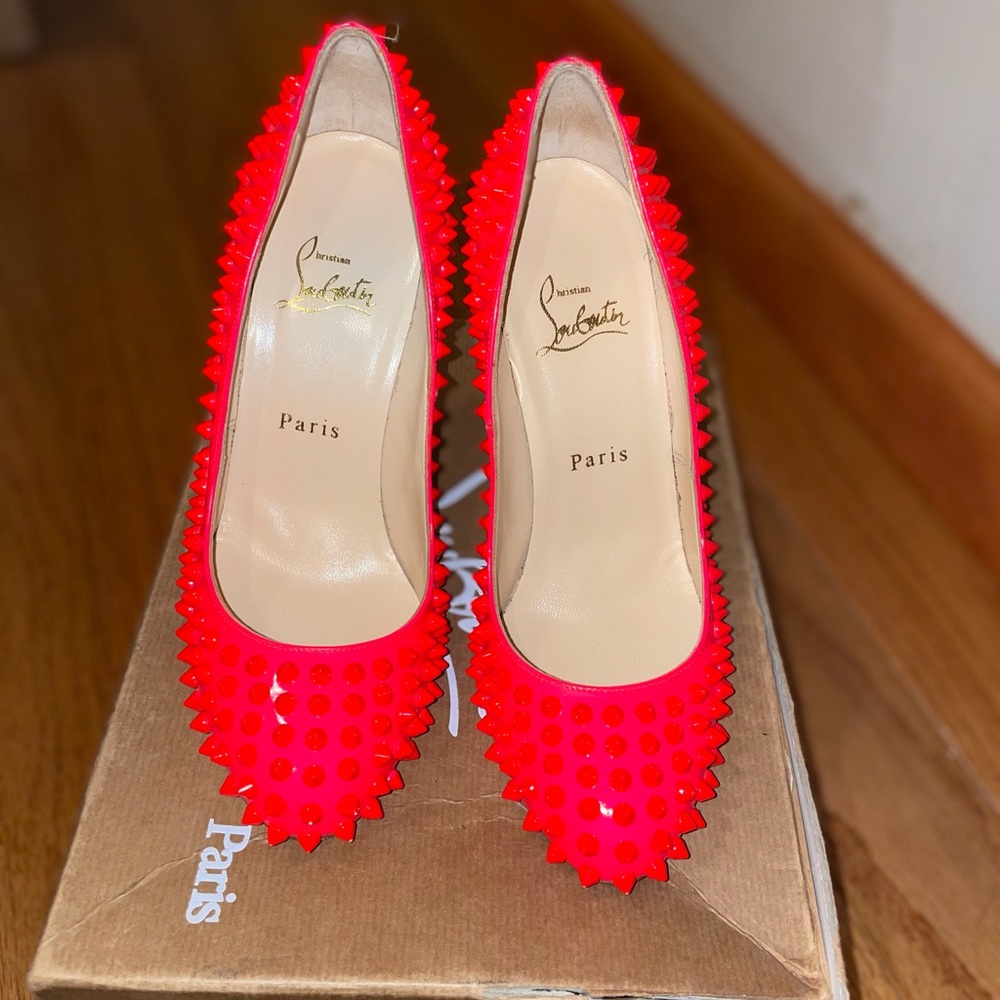 AUTHENTIC LOUBOUTIN Neon Coral spike pumps 37.5